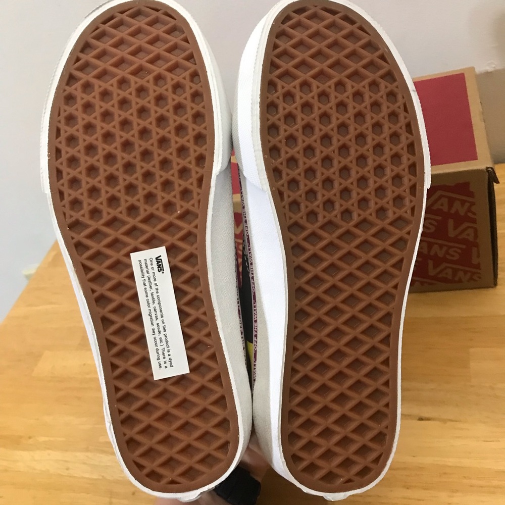 Vans Juxtapose Old Skool Sneakers - Picture 6 of 6